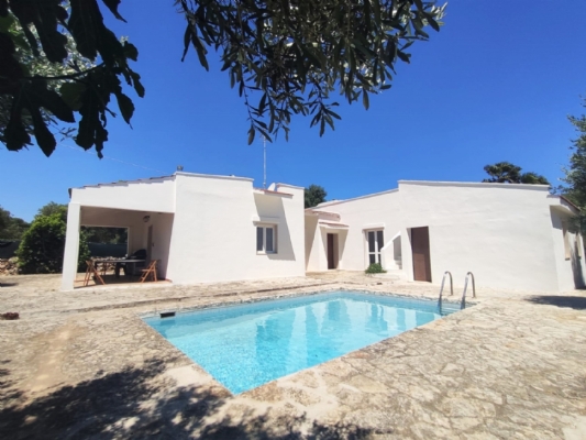 (Cod. Immobile: 1030000) Villa Lusso Rosa Marina - Tipologia: Villa a Ostuni (Brindisi) Puglia